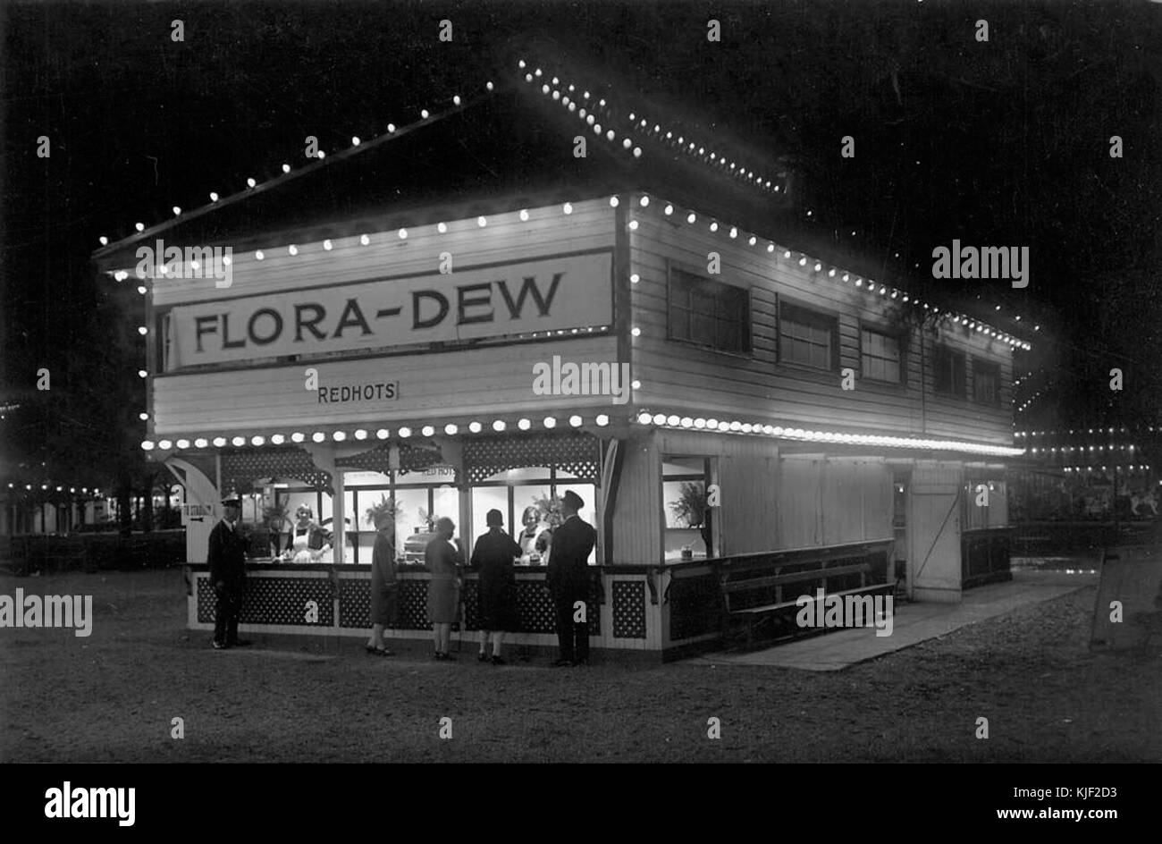 Concession stand at Hanlans Point Stock Photo Alamy