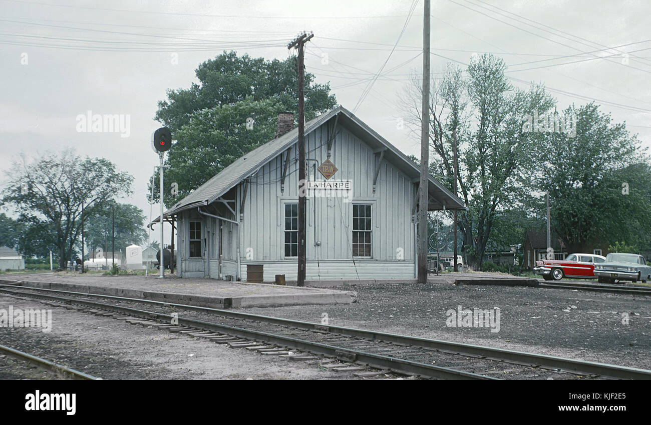 Toledo, Peoria & Western depot at La Harpe, IL Stock Photo Alamy