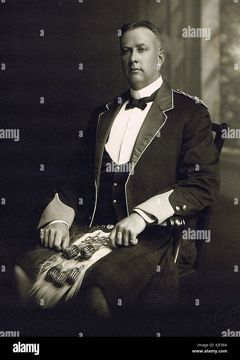 Arthur currie hires stock photography and images Alamy