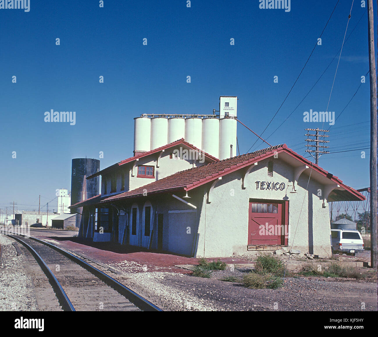 AT&SF Depot, Texico, NM October 1985 (29003024696 Stock Photo Alamy