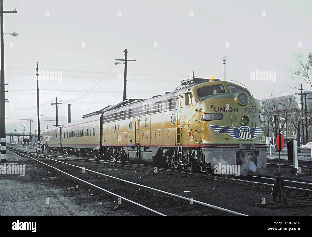 Portland Rose Train The Portland Rose (UP 931) seen in Pocatello, Idaho, in April 1971, is ...