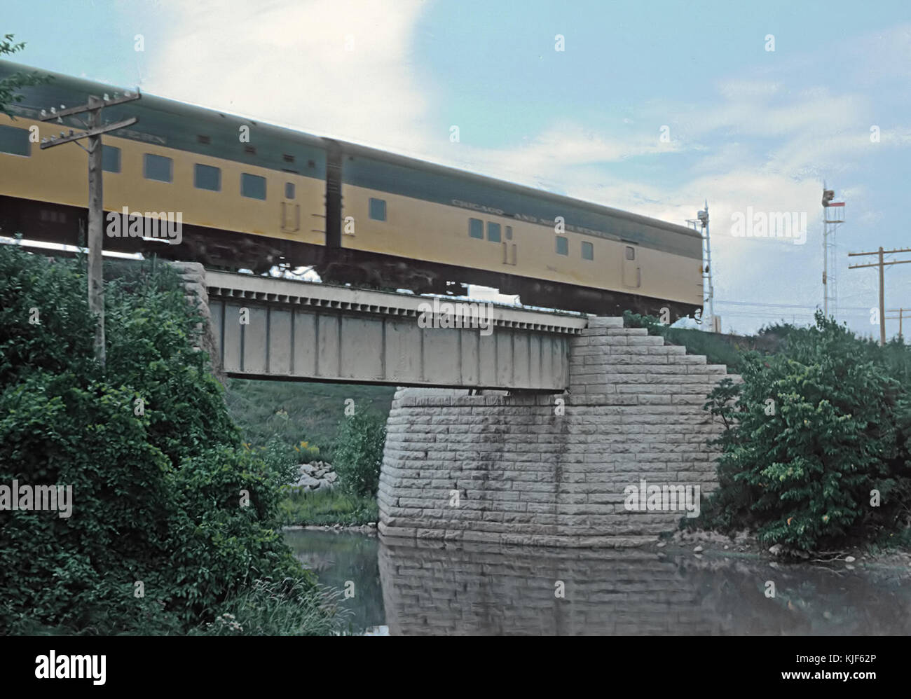 Those Fake C&NW Bi Levels (26981425013 Stock Photo - Alamy