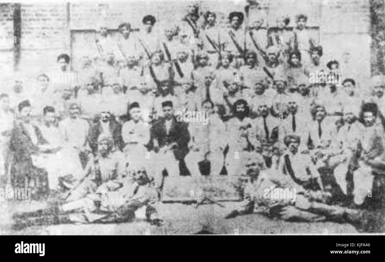 Dr. Babasaheb Ambedkar in a group photograph with activists and soldiers of Samata Sainik Dal Stock Photo