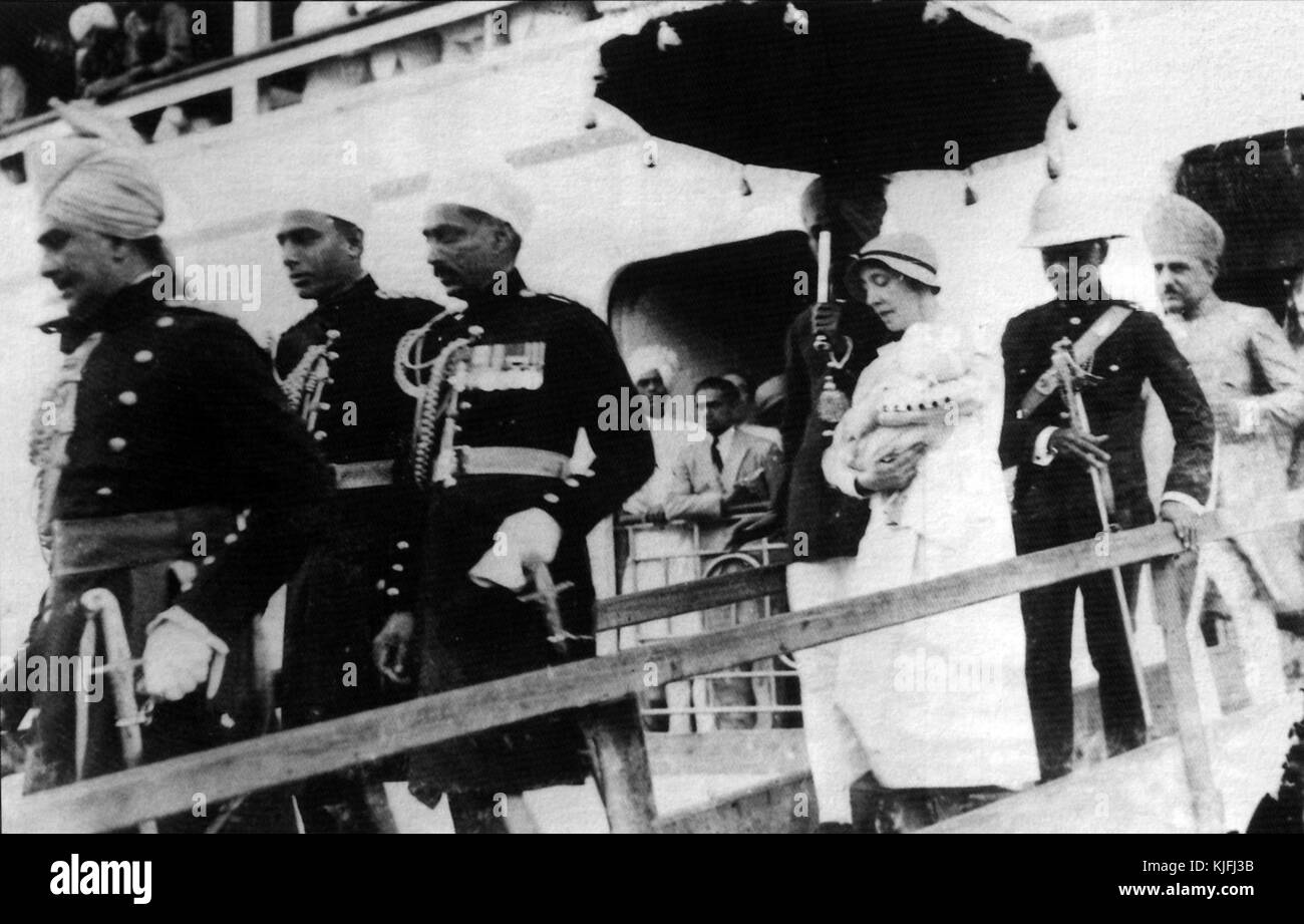 AsafJah8 Nanny Bombay 1933 Stock Photo Alamy