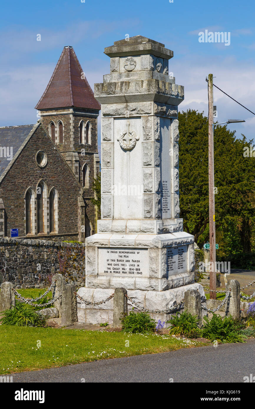 The 1922 Wigtown War Memorial, adjacent to Parish Church, in the region of Dumfries and Galloway, Scotland, UK. Stock Photo