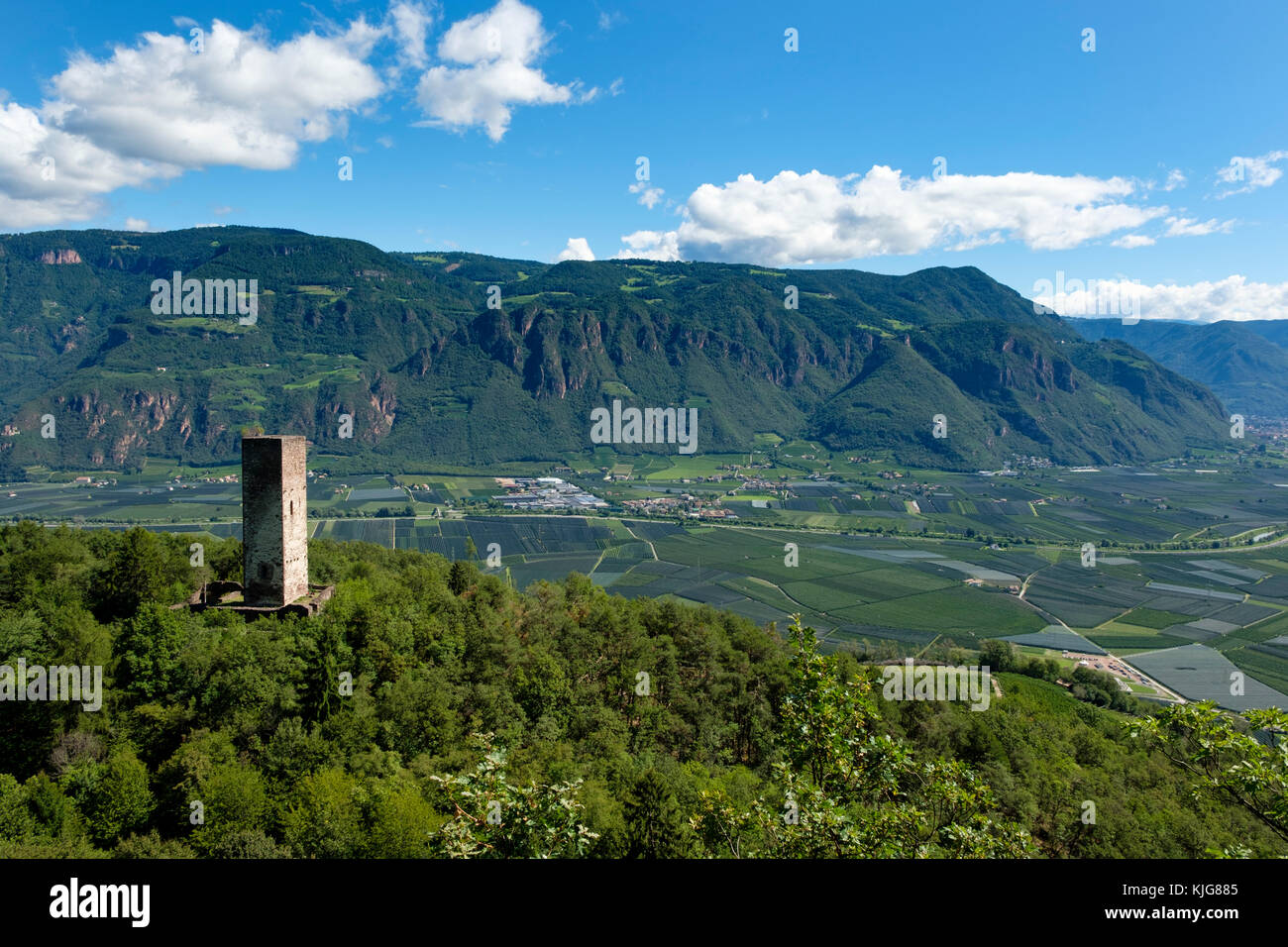 Kreideturm der Burg Hocheppan, Eppan, Überetsch-Unterland, Südtirol, Italien Stock Photo