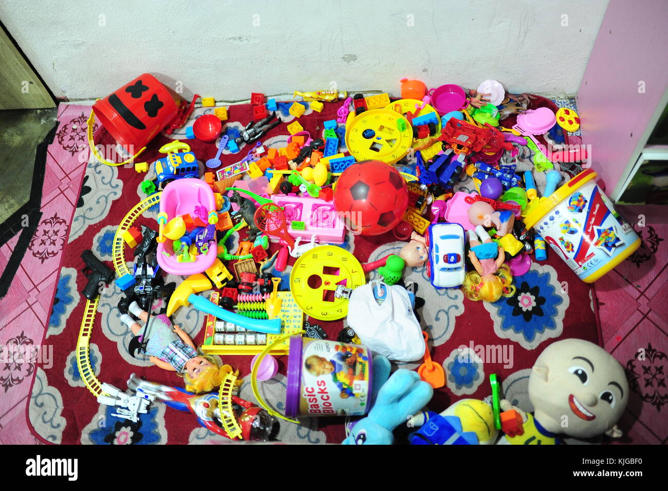 the kids colour Stock Photo - Alamy