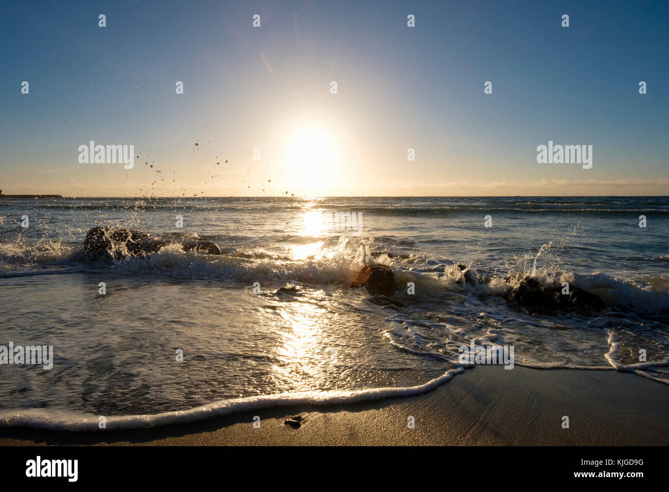 Sonnenuntergang, Strand von Sennen Cove, Sennen, Cornwall, England, Großbritannien Stock Photo