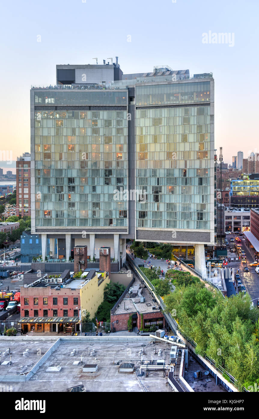 High line with the standard hotel in the hi-res stock photography and ...