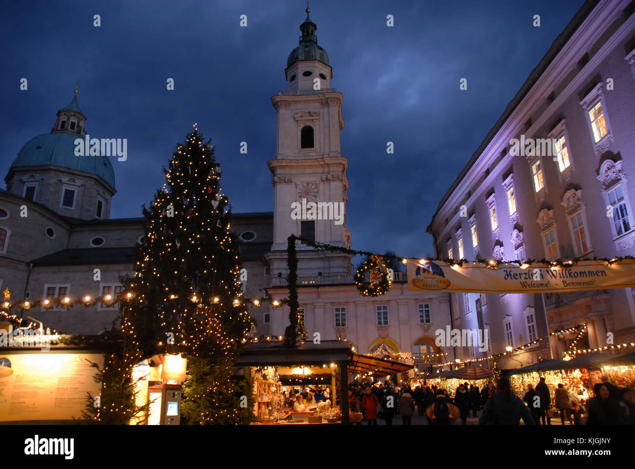 Christmas market (Christkindlmarkt) in Salzburg, Austria Stock Photo