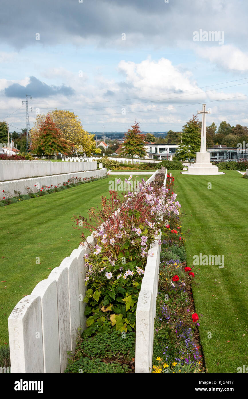 CWGC Longuenesse (St Omer) Souvenir Cemetery Stock Photo 166324067 Alamy