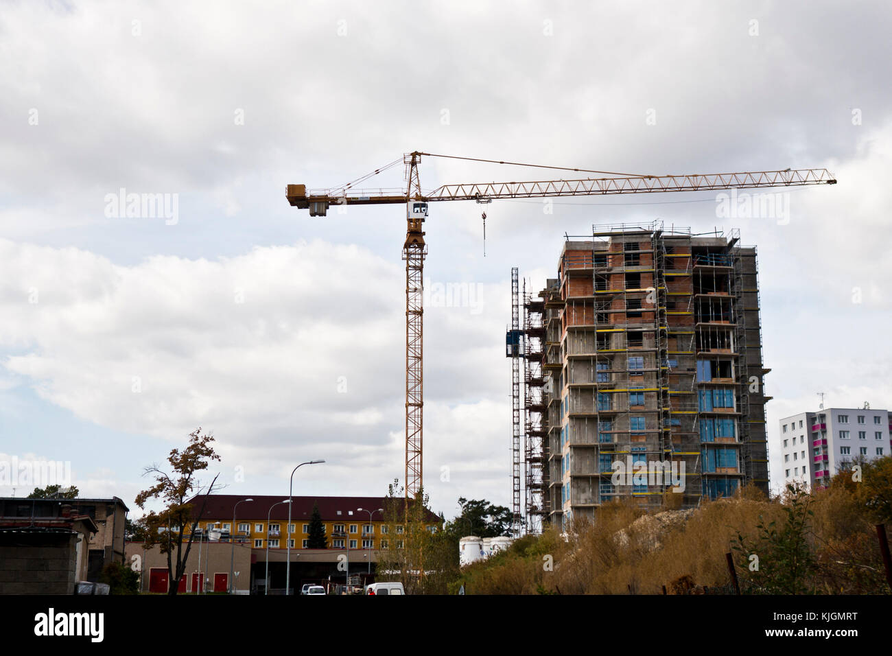 construction site of a new apartments building Stock Photo - Alamy - On-Site Construction Penthouse Apartments