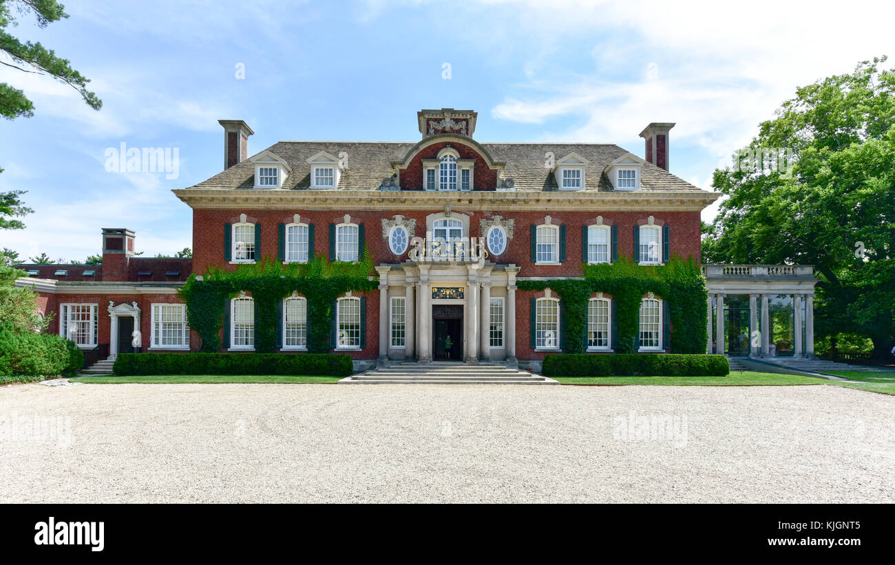 Long Island Gold Coast Mansion at Old Westbury Gardens Stock Photo Alamy