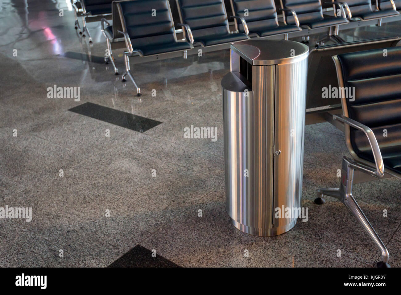 Chrome modern trash bin Stock Photo Alamy