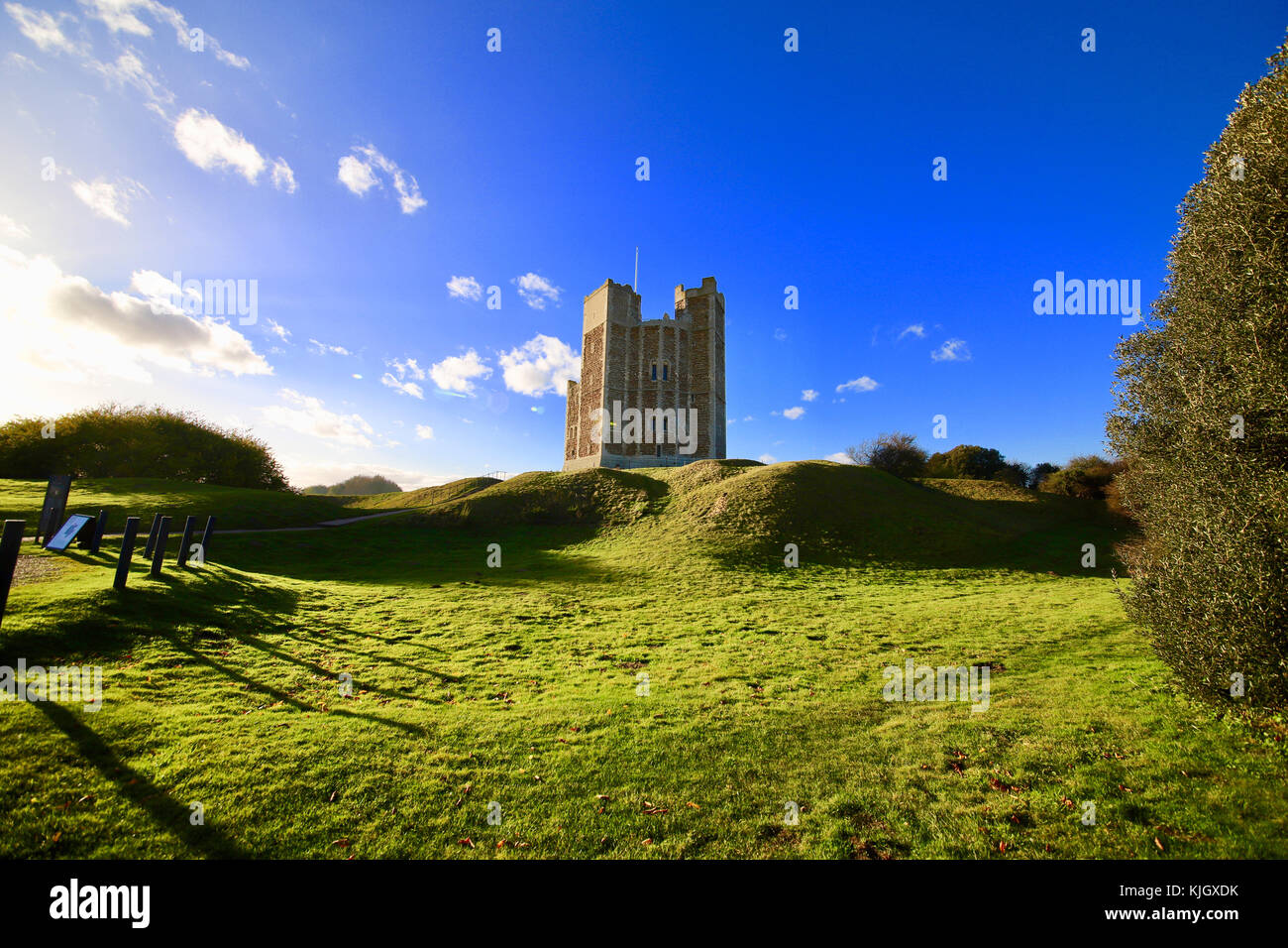 Orford, Suffolk, UK. 23rd November, 2017. UK Weather A bright cold day