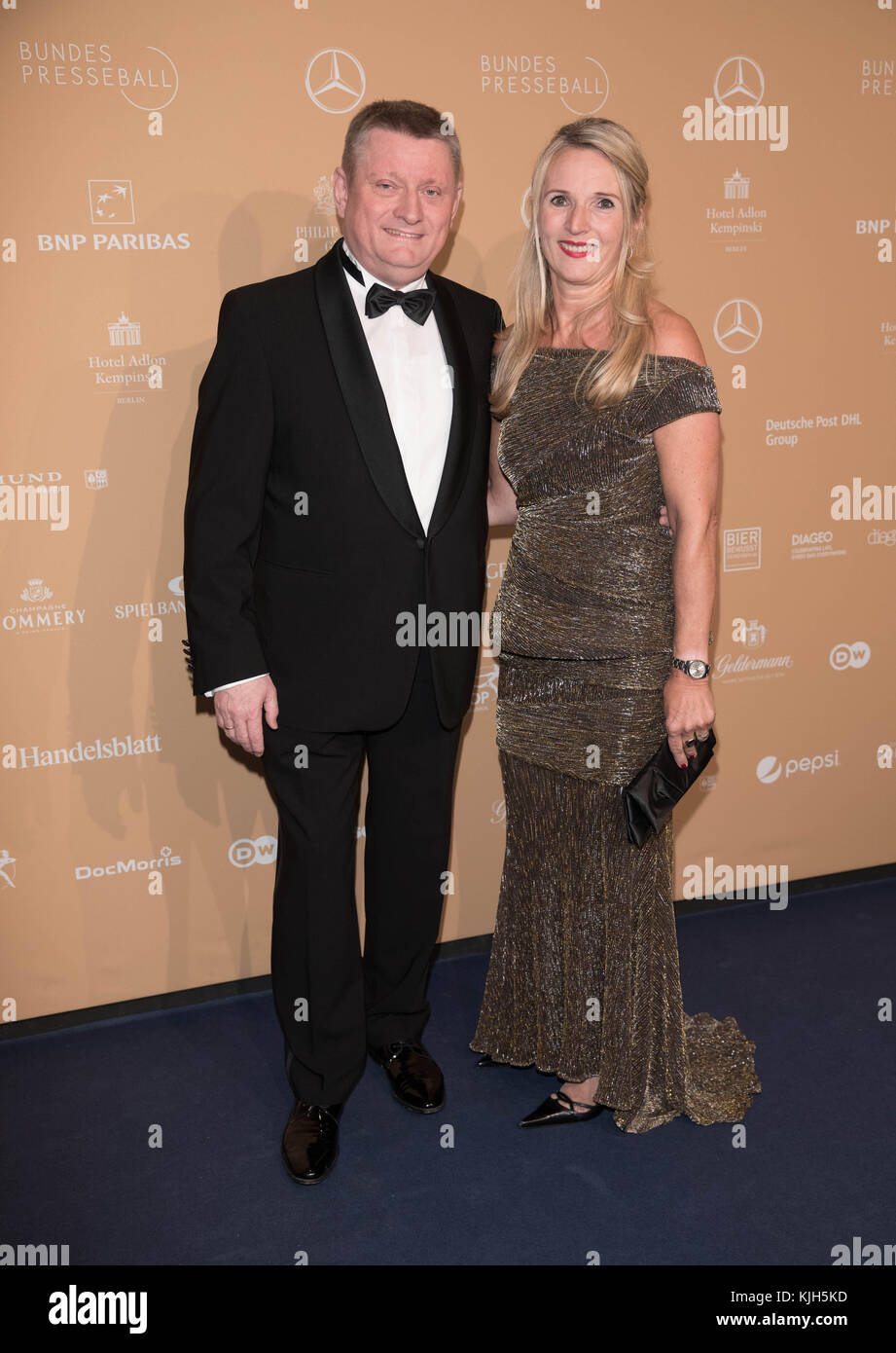 Berlin, Germany. 24th Nov, 2017. Federal Health Minister Hermann Groehe from the Christian Democratic Union (CDU) and his wife Heidi arrive for the German press ball at the Hotel Adlon in Berlin, Germany, 24 November 2017. Credit: Ralf Hirschberger/dpa/Alamy Live News Stock Photo