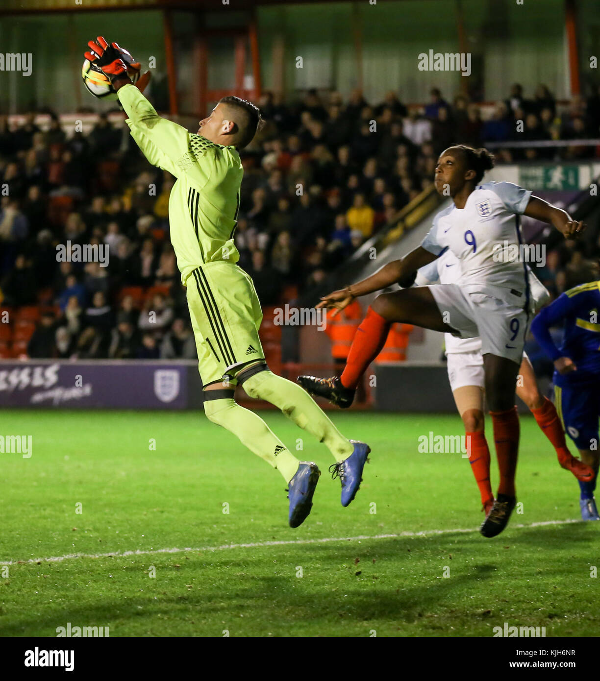 England Women's team, the Lionesses, playing Bosnia & Herzegovina, FIFA Women's World Cup qualifying round, November 2017. Goalkeeper Almina Hodzic takes the save Stock Photo