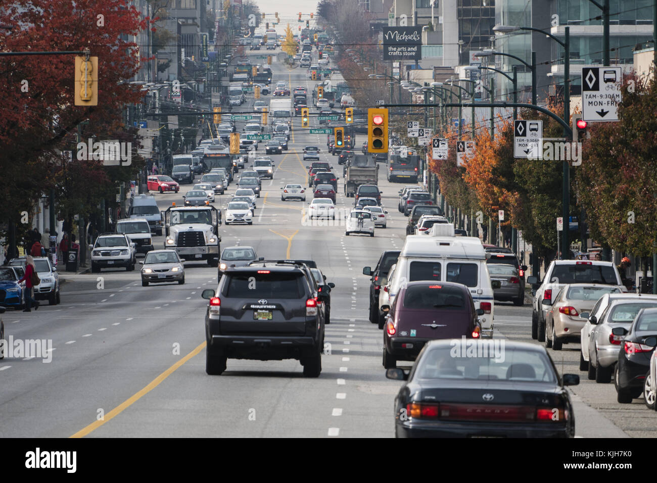 Vancouver British Columbia Canada 31st Oct 2017 Vehicle Traffic Stock Photo Alamy