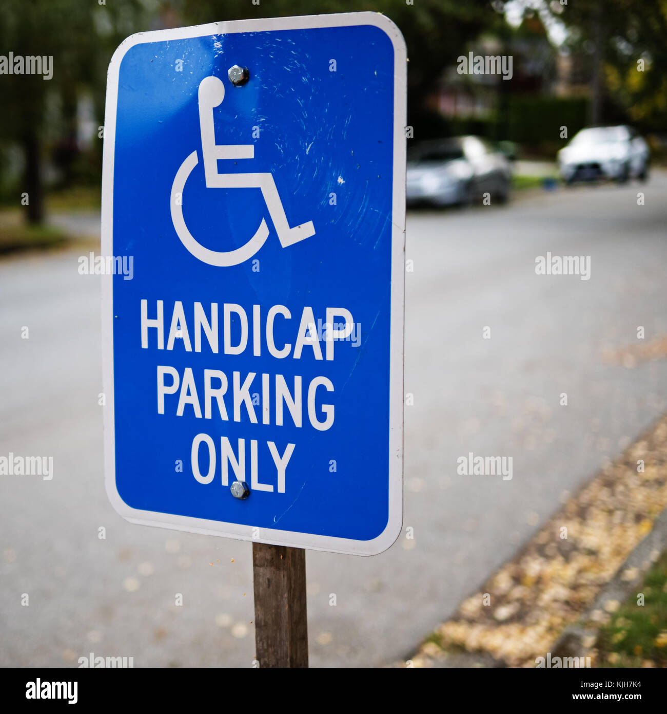 Handicap Parking Sign Stock Photos & Handicap Parking Sign Stock Images