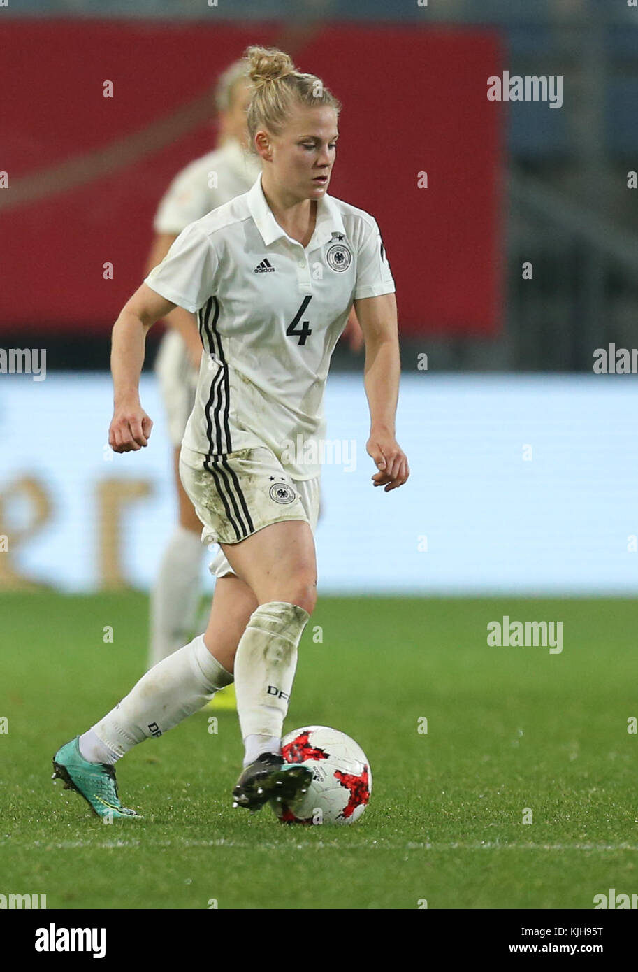 Bielefeld, Germany. 24th Nov, 2017. Germany's Leonie Maier in action during the women's international friendly soccer match between Germany and France in the Schueco Arena stadium in Bielefeld, Germany, 24 November 2017. Credit: Friso Gentsch/dpa/Alamy Live News Stock Photo