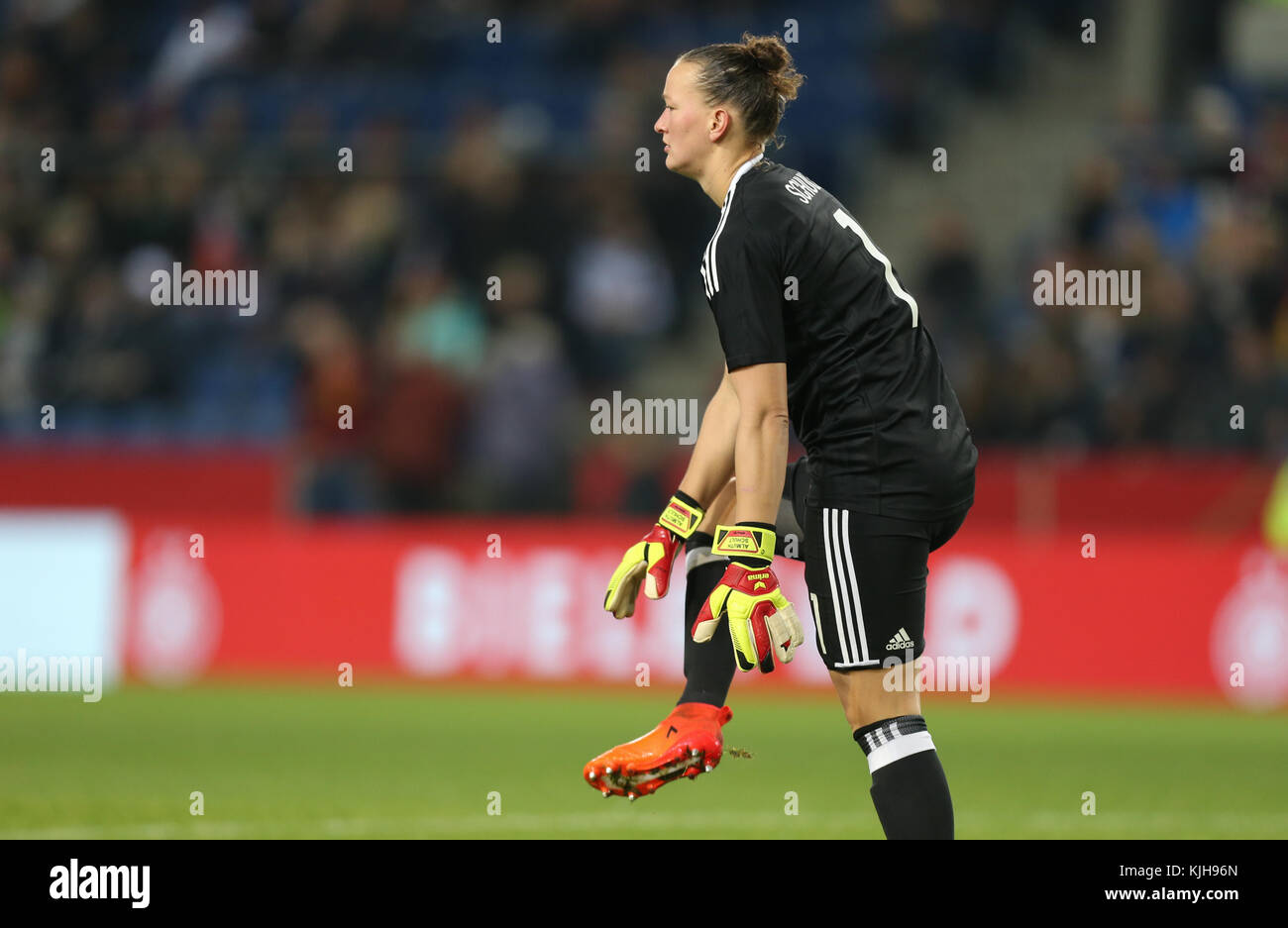 Bielefeld, Germany. 24th Nov, 2017. Germany's goalkeeper Almuth Schult reacts during the women's international friendly soccer match between Germany and France in the Schueco Arena stadium in Bielefeld, Germany, 24 November 2017. Credit: Friso Gentsch/dpa/Alamy Live News Stock Photo
