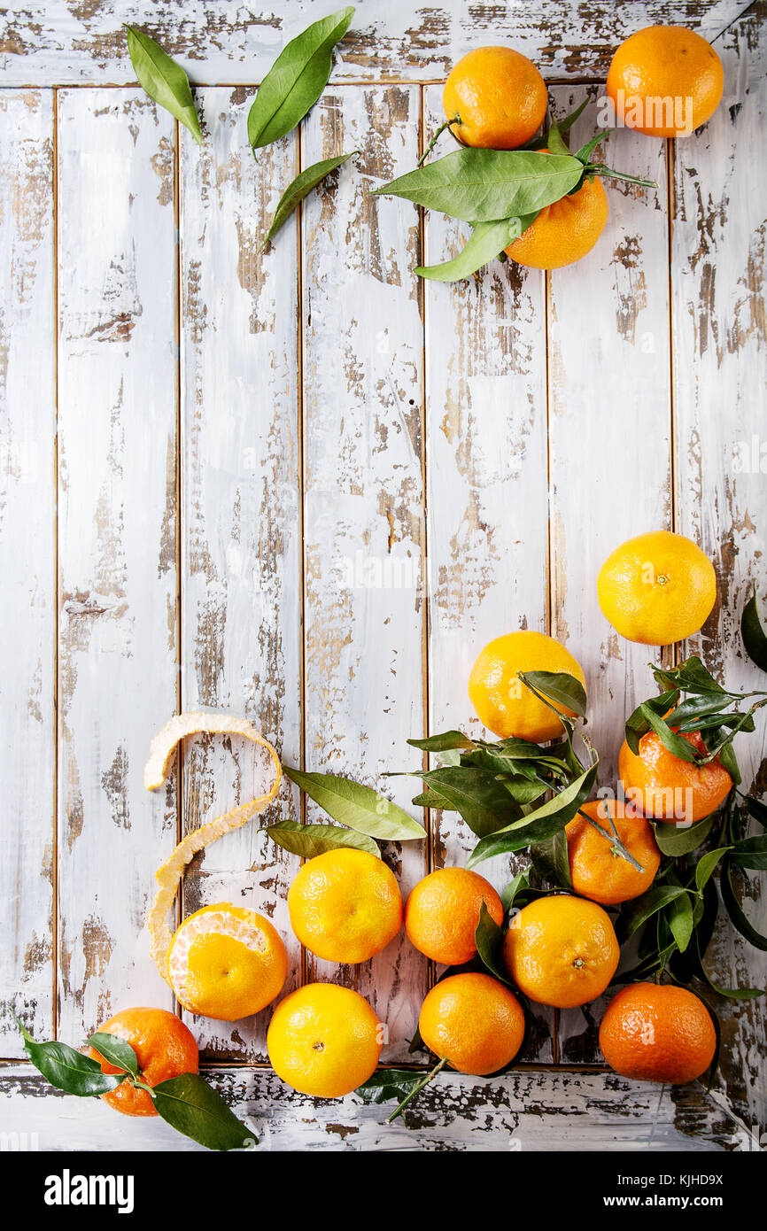 Clementines with leaves Stock Photo Alamy
