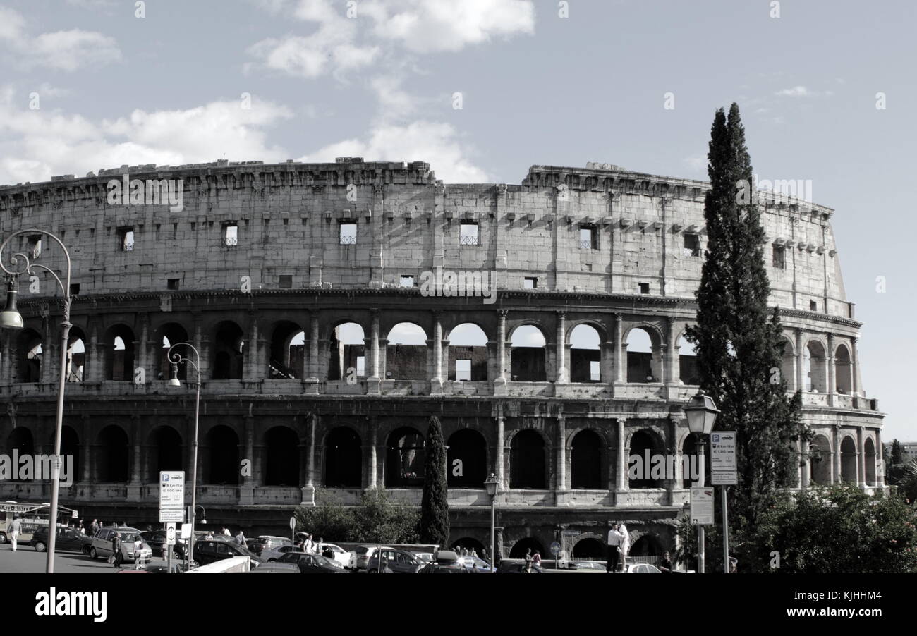 Colosseum rome in black white hi-res stock photography and images - Alamy