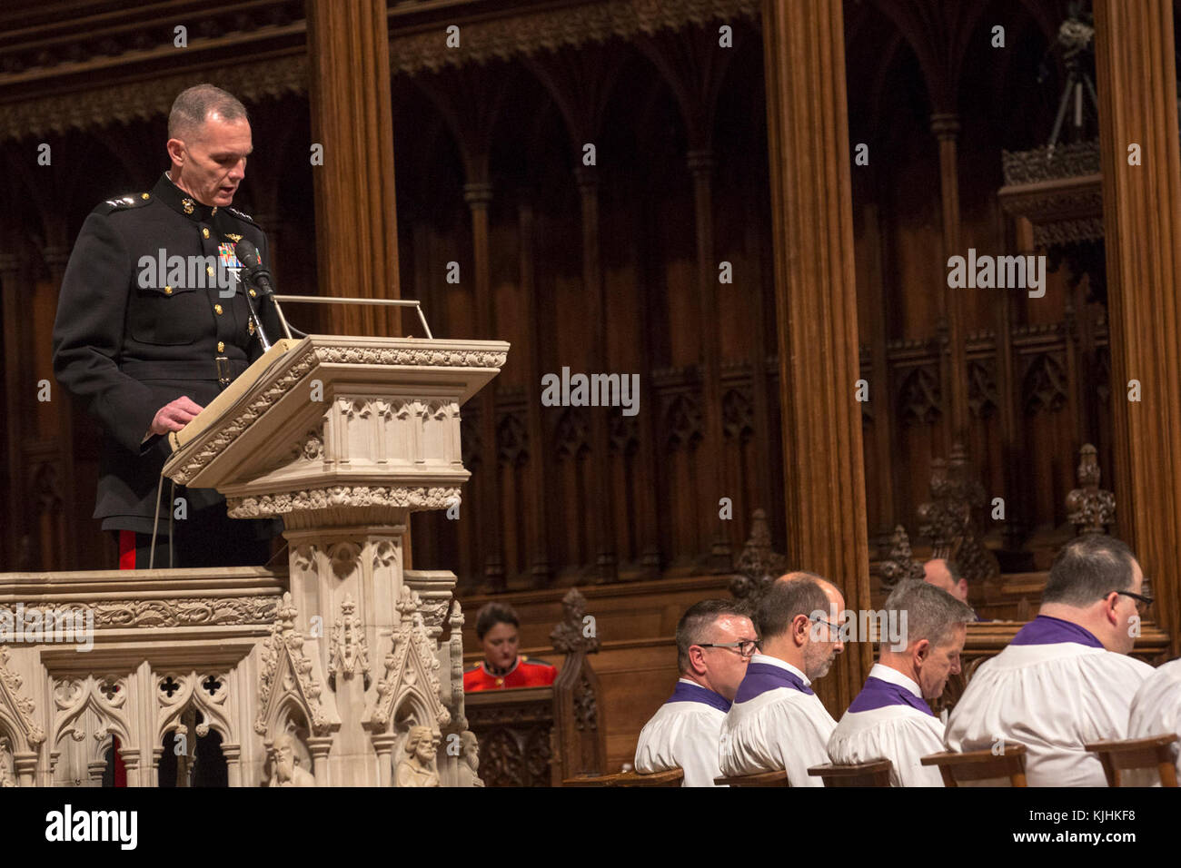 U.S. Marine Corps Lt. Gen. Gary L. Thomas, deputy commandant, Programs and Resources, gives remarks during the Marine Corps Worship Service at the Washington National Cathedral,Washington, D.C., Nov. 12, 2017. The worship service honored the Marines Corps' 242nd anniversary. (U.S. Marine Corps photo by Lance Cpl. Alex A. Quiles) Stock Photo