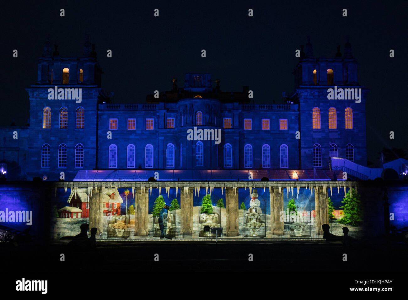 Christmas lights on display blenheim palace hires stock photography