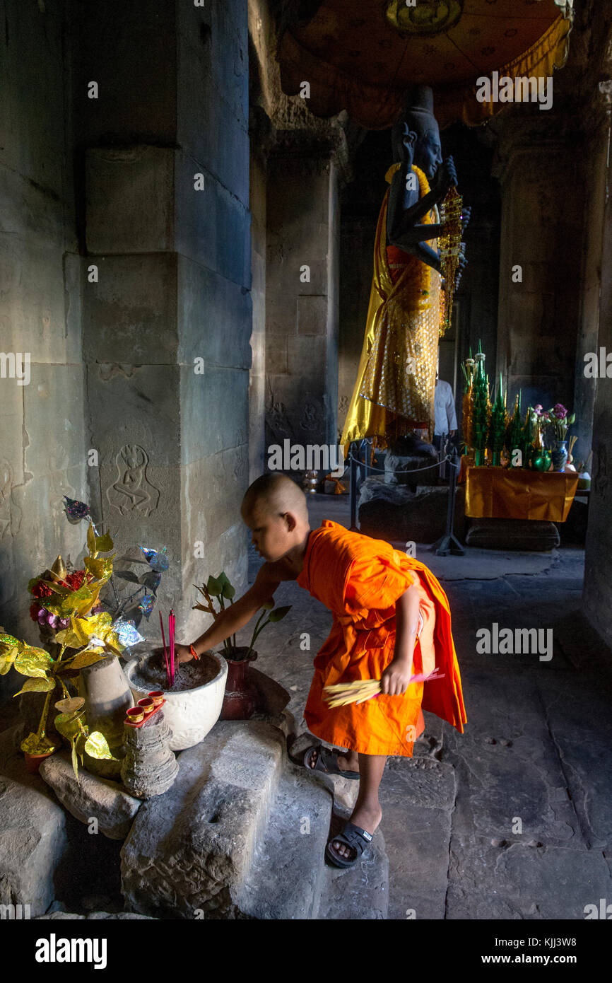 Angkor wat. Novice monk. Cambodia. Stock Photo