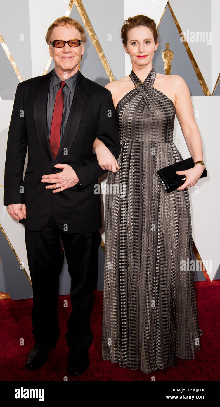 Danny Elfman and Bridget Fonda Los Angeles Premiere of Inglourious Basterds  Premiere held at The Grauman Chinese Theatre Stock Photo - Alamy