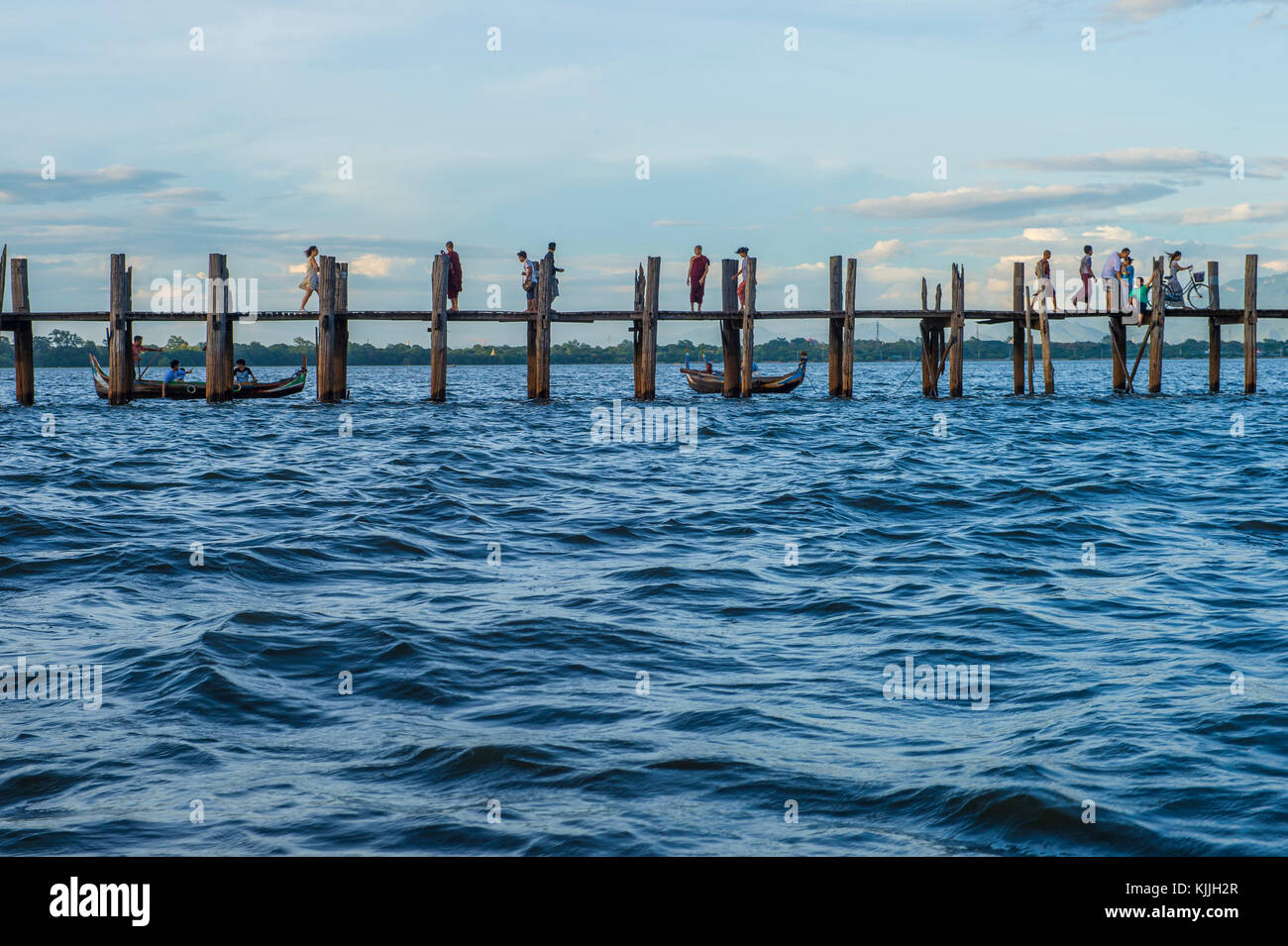 The U Bein Bridge in Amarapura Myanmar Stock Photo - Alamy