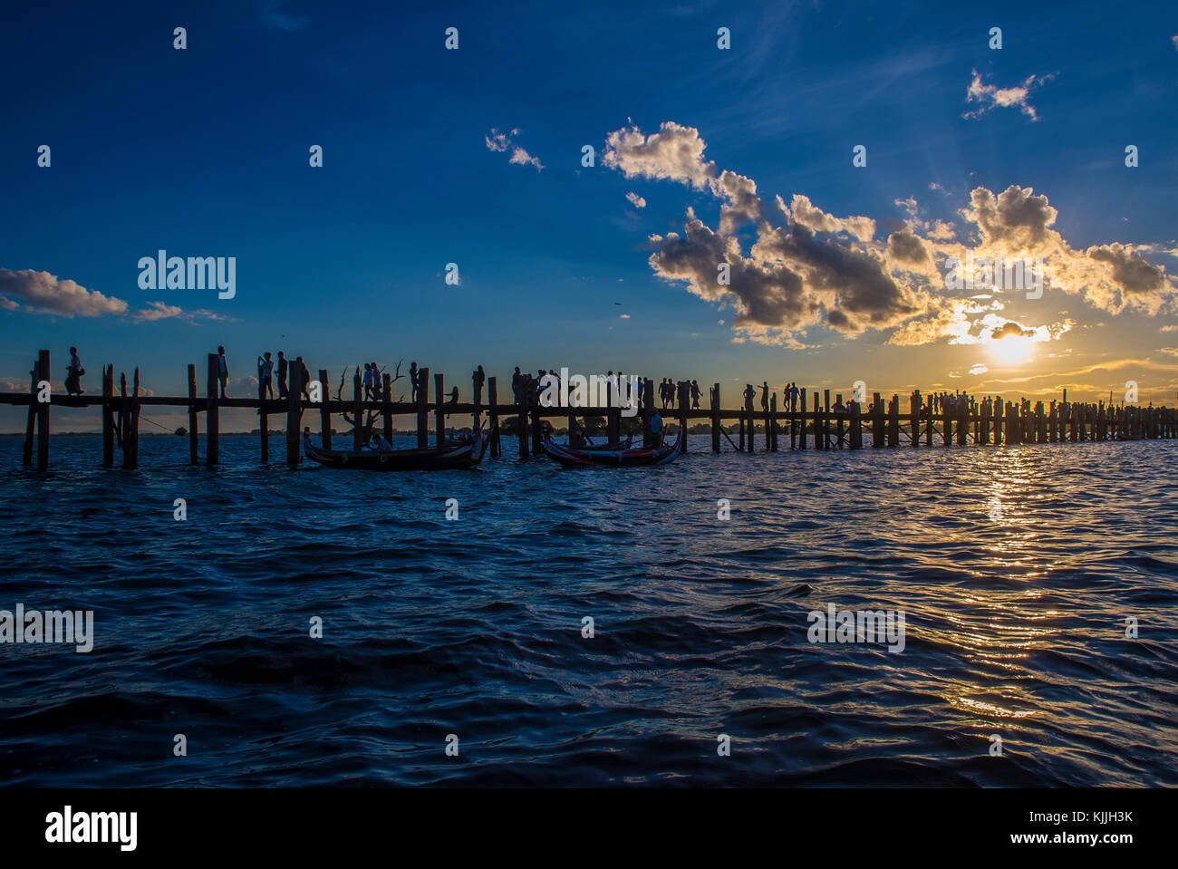 The U Bein Bridge in Amarapura Myanmar Stock Photo - Alamy