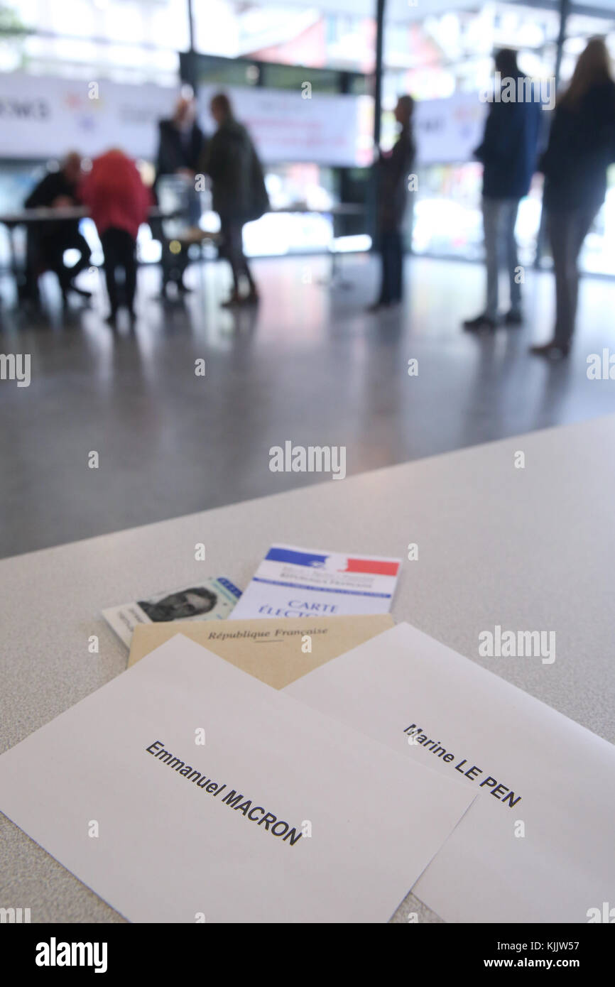 2017 French presidential election. Polling Booth. Marine Le Pen VS Emamnuel Macron.  France. Stock Photo