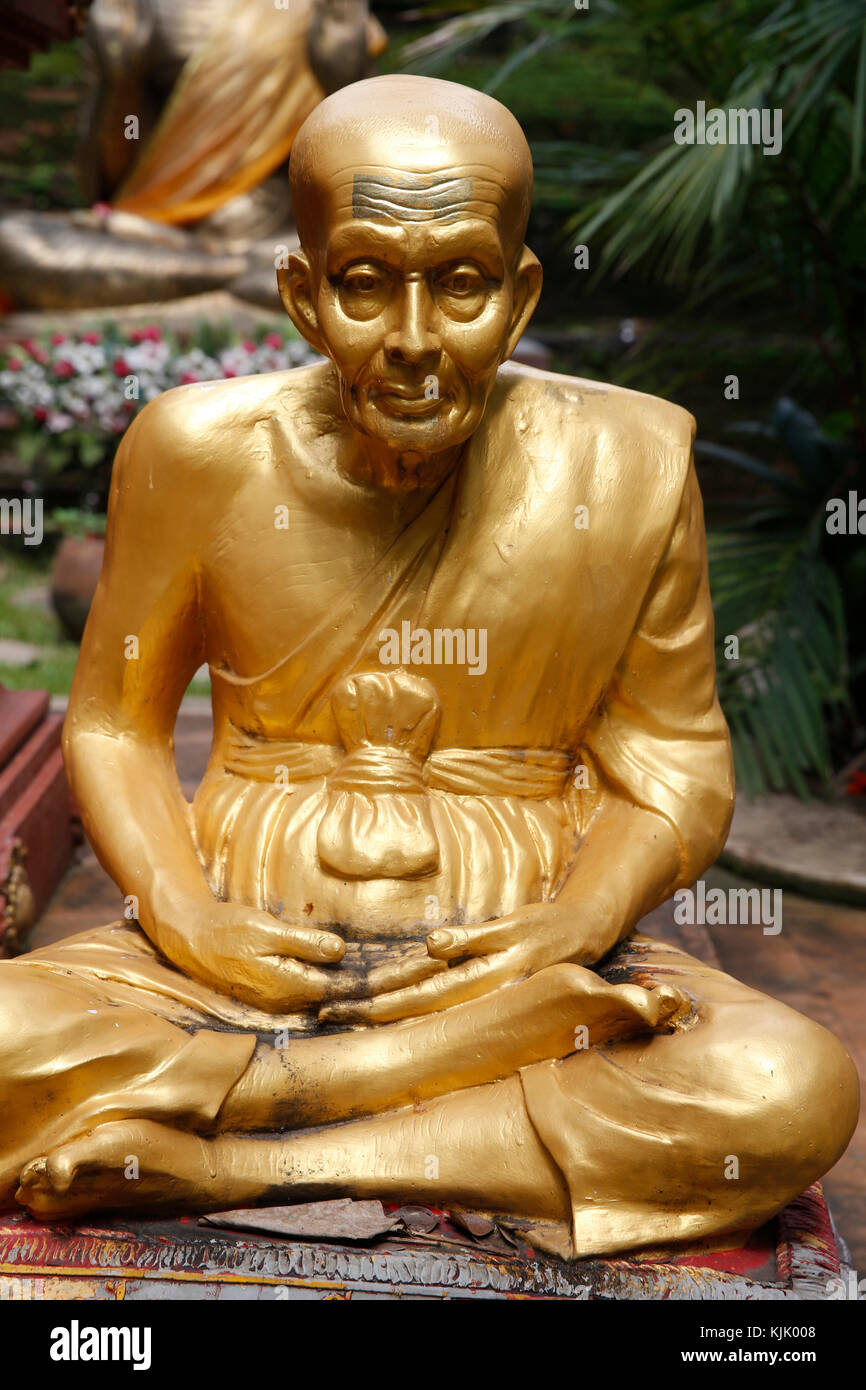 venerable monk statue in Wat Pan Sao, Chiang Mai. Thailand Stock Photo ...