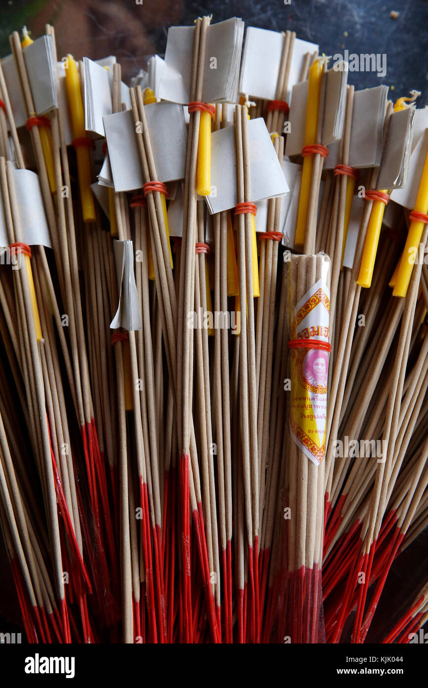 Incense sticks in Wat Ampharam, Hua Hin. Thailand Stock Photo Alamy