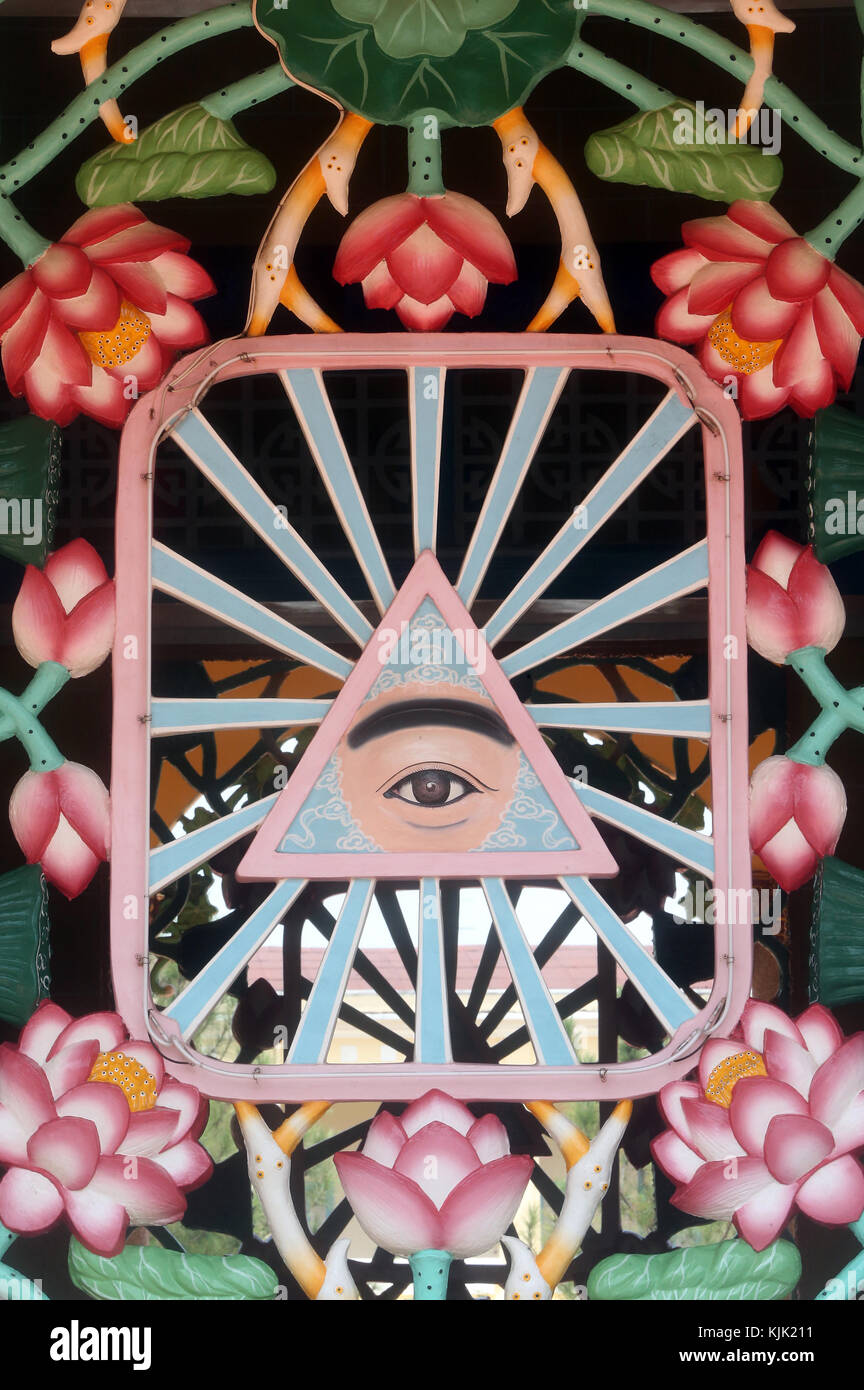 Symbol cao dai religion tay hi-res stock photography and images - Alamy
