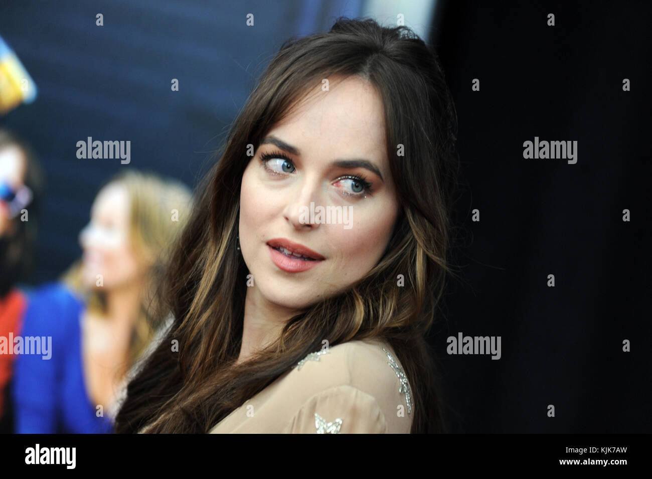 NEW YORK, NY - FEBRUARY 03: Actress Leslie Mann attends the 'How To Be Single' New York premiere at NYU Skirball Center on February 3, 2016 in New York City   People:  Dakota Johnson Stock Photo