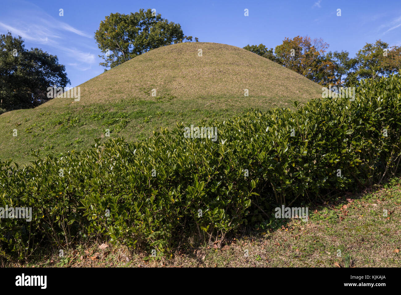 Takamatsuzuka Tumulus Burial Mound - There are many burial mounds in the Asuka Historical National Park and surrounding areas. Colored murals were dis Stock Photo
