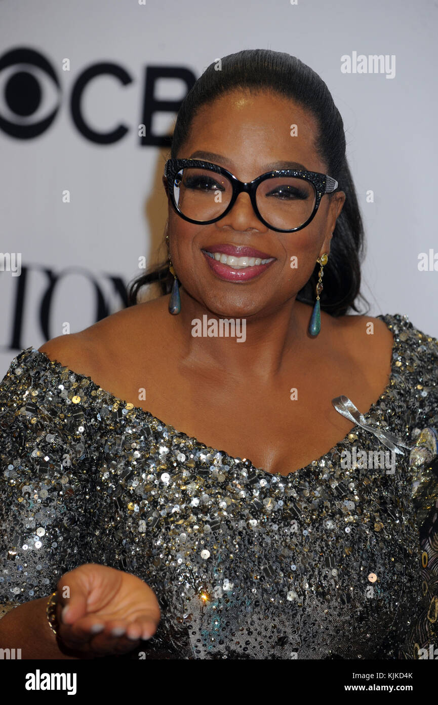 NEW YORK, NY - JUNE 12: Oprah Winfrey in the press room for the 70th