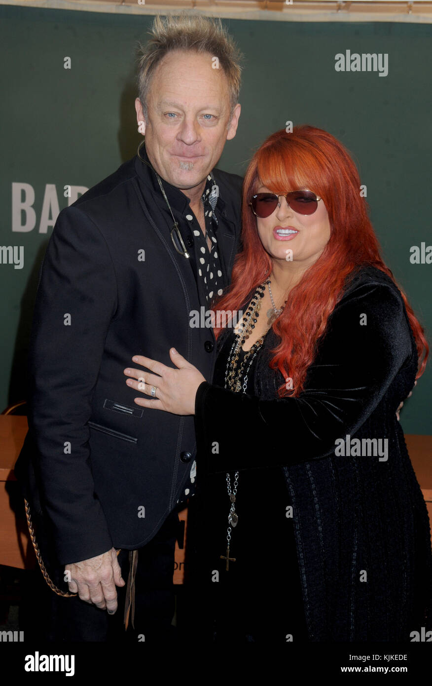 NEW YORK, NY FEBRUARY 12 Recording artists Wynonna Judd and Cactus