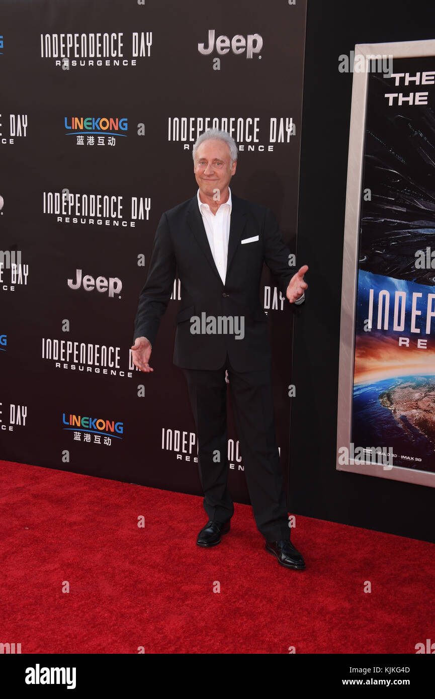 HOLLYWOOD, CA - JUNE 20: Brent Spiner arrives for the Premiere Of 20th Century Fox's 'Independence Day: Resurgence' held at TCL Chinese Theatre on June 20, 2016 in Hollywood, California  People:  Brent Spiner Stock Photo