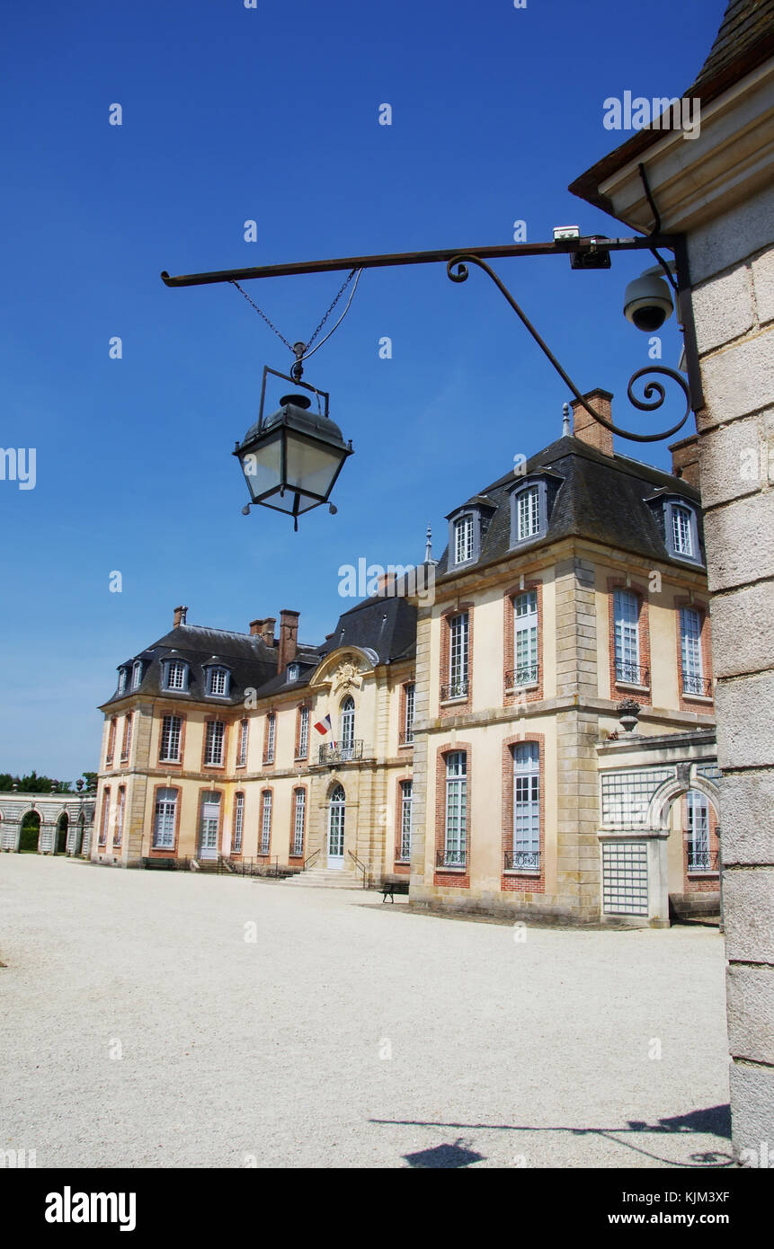 view of Castle de La Motte Tilly France Stock Photo Alamy
