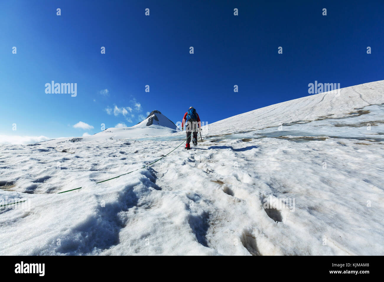 High altitude trek team hi-res stock photography and images - Alamy