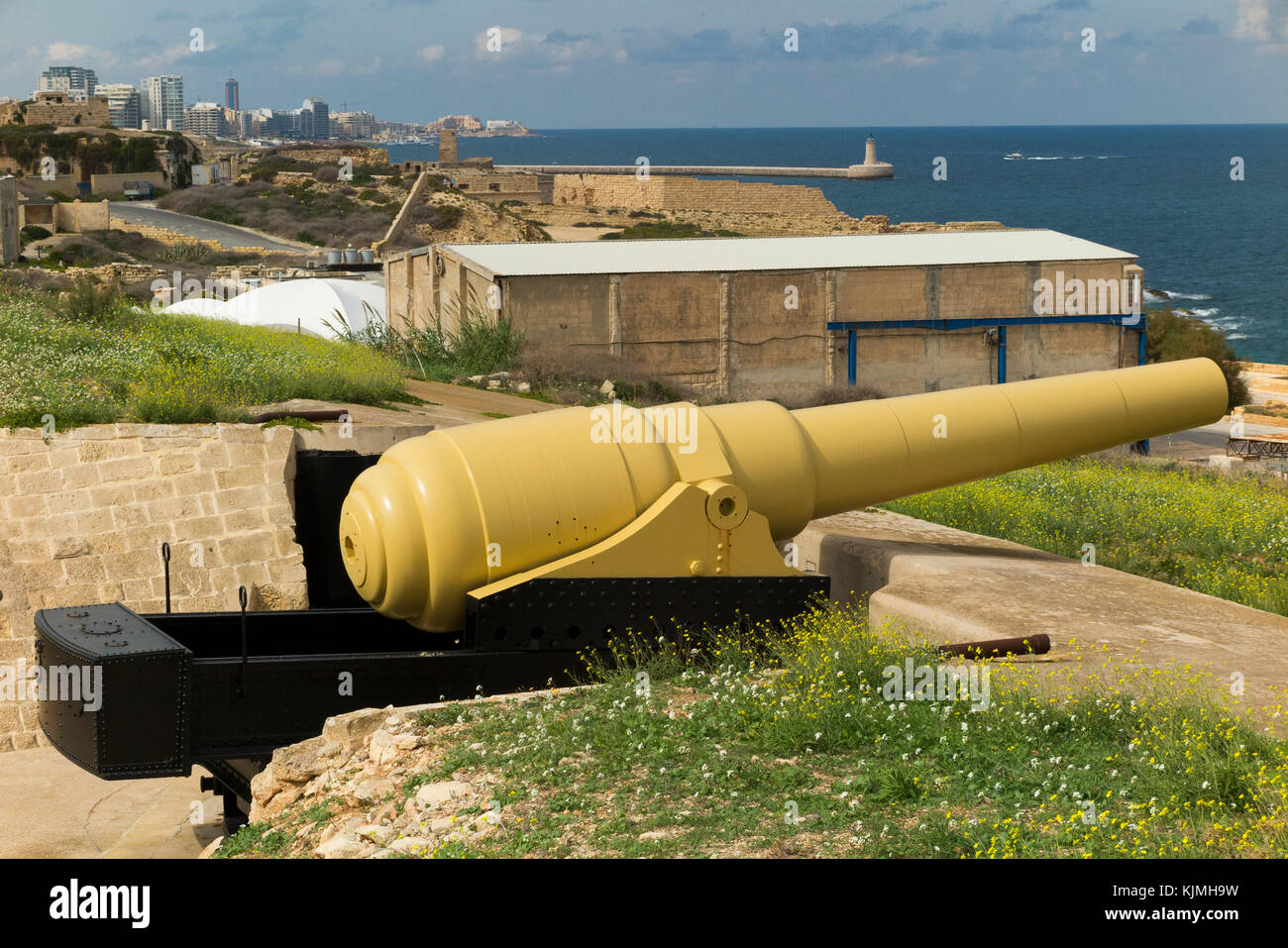 Gun in malta armstrong hi-res stock photography and images - Alamy