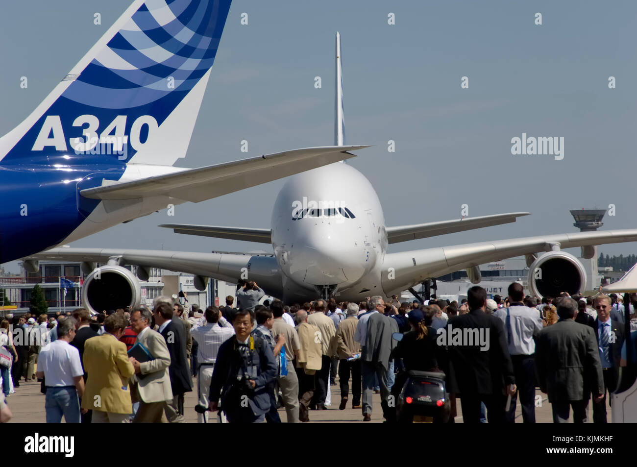 A380 and A340-600 parked in the static-display with business-people watching at the 2005 Paris AirShow, Salon-du-Bourget Stock Photo