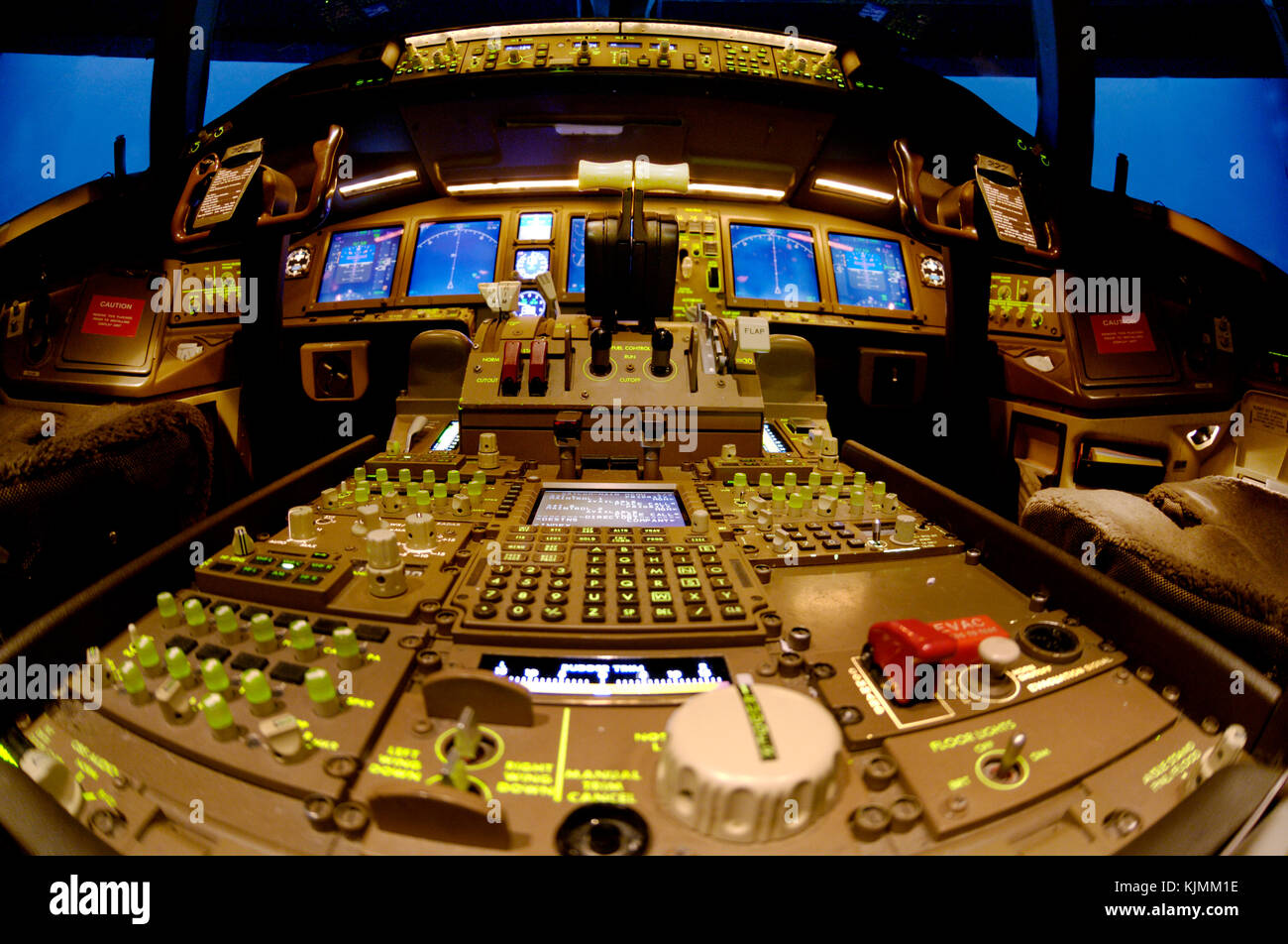 throttles and controls in the CAE Boeing 777-236 glass-cockpit cockpit simulator with Evans & Sutherland visual systems Stock Photo