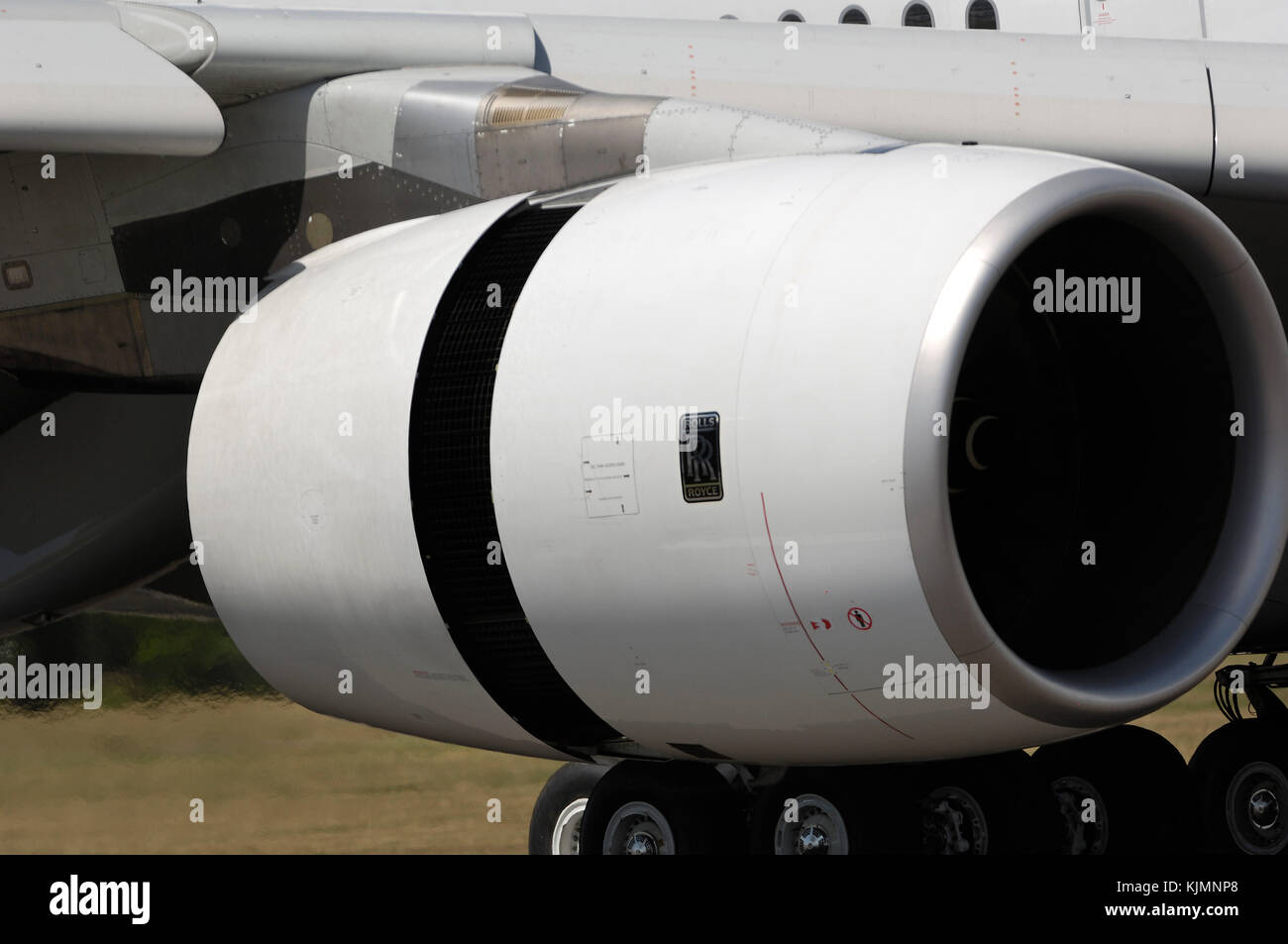 Rolls-Royce Trent 900 engine cowling of the Airbus A380-800 landing at the 2006 Farnborough International Airshow Stock Photo
