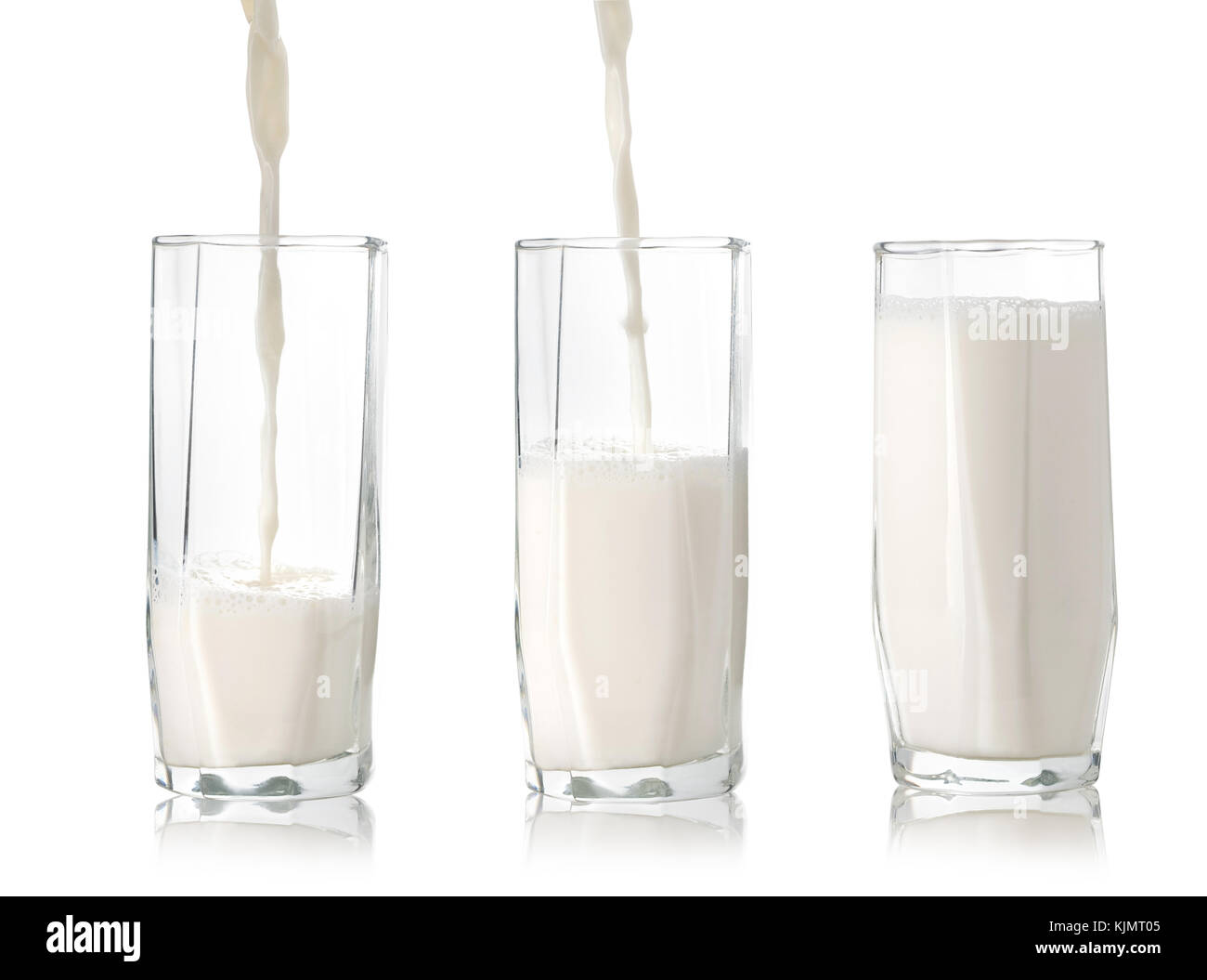 2 стакана молока. 3 стакана молока. Стакан молока. 3. 3 стакана молока.