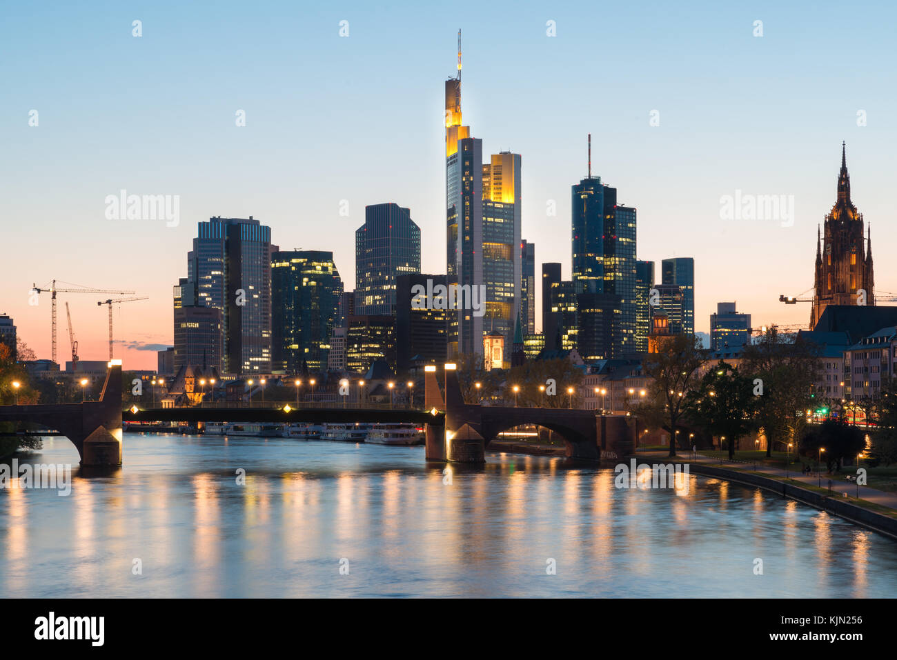 River water in frankfurt germany hi-res stock photography and images ...